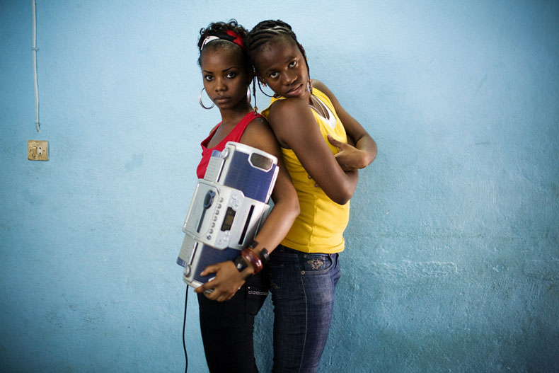 portrait de Priska et Nash, rappeuses ivoiriennes © Camille Millerand