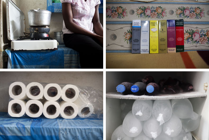 Pour assurer leur quotidien les filles vendent du parfum, des blocs de glace et du papier higyènique © Camille Millerand