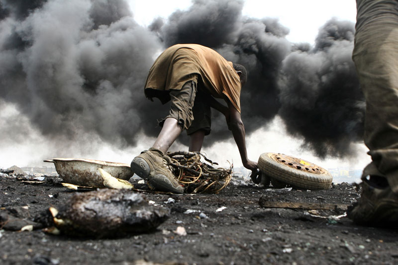L'enfer du cuivre © Leon Nyaba Ouedraogo / Courtesy la galerie particuliere