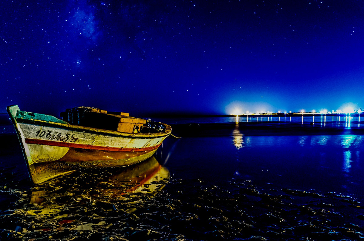 Barques endormies attendant la marée © Hamiddedine Bouali